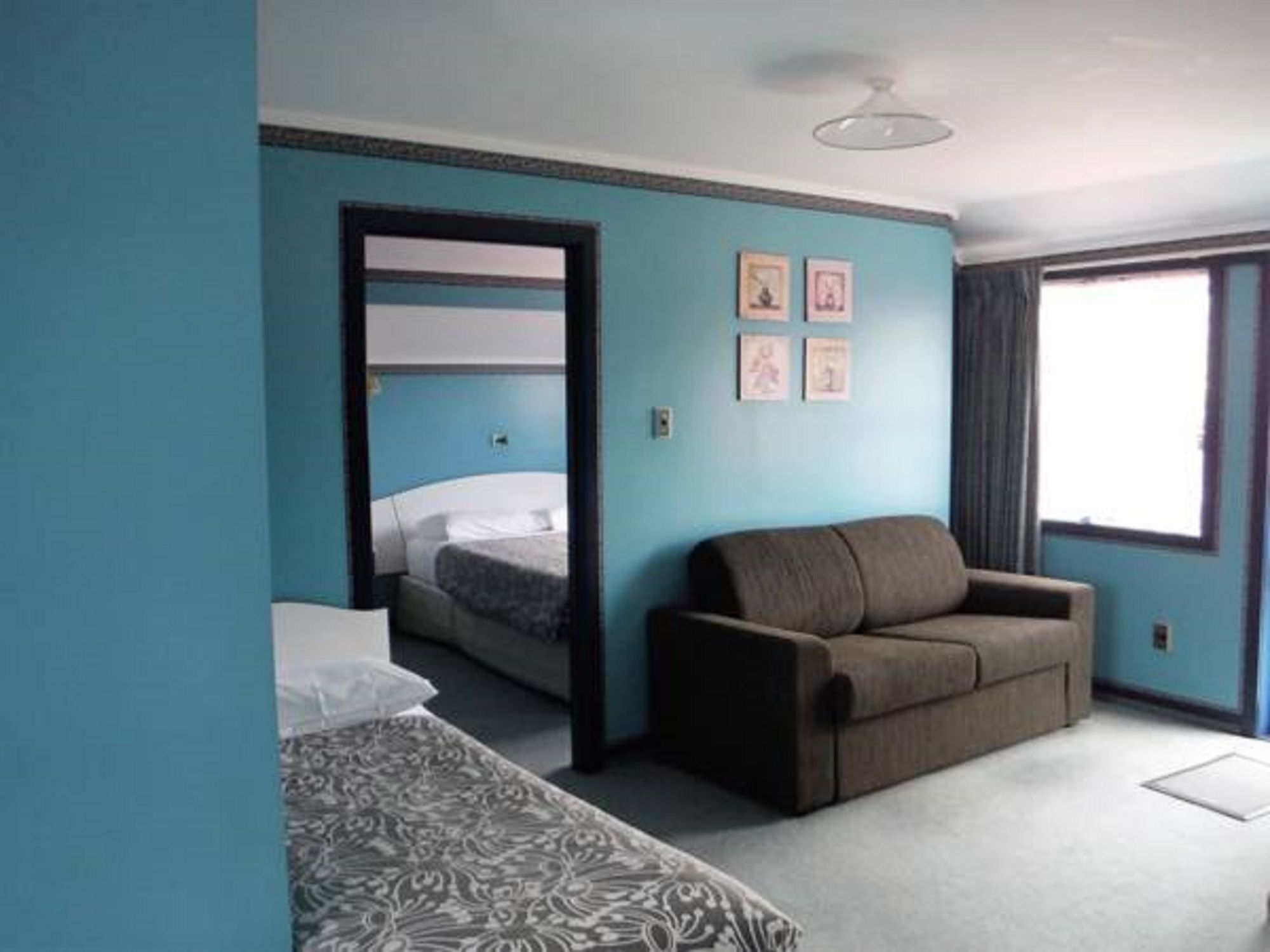 Motel Pure
