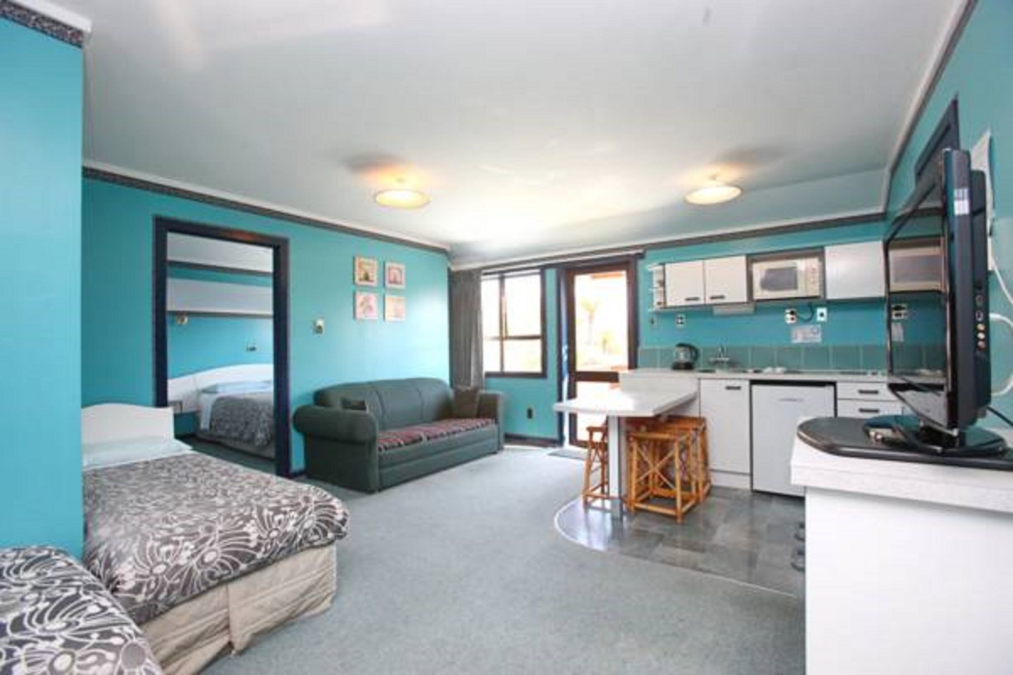 Pure Motel 3*